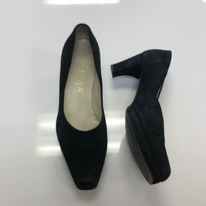 Petra Firenze black suede mid heel shoes SZ 6.5